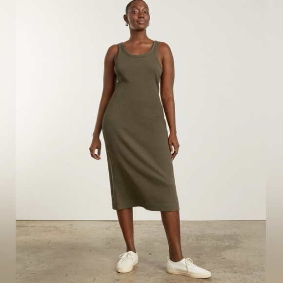 Everlane Dresses & Skirts - Everlane Maxi Sundress 100% Cotton Ribbed Olive Green Size Medium